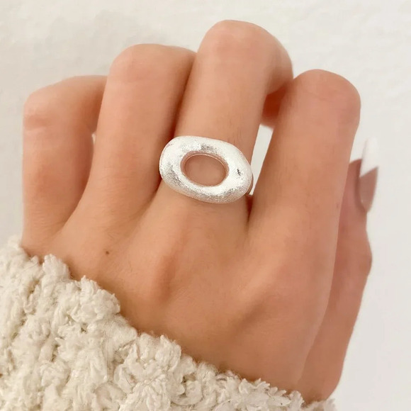 925 Sterling Silver Oval Ring Texture Ring Matte Ring Modern Geometric Ring - Picture 1 of 9